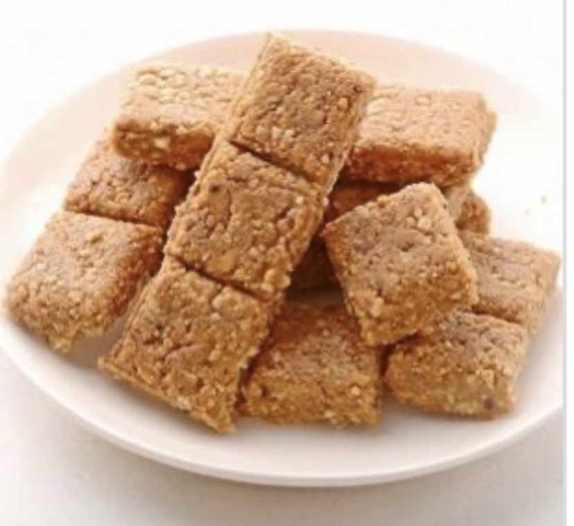MAGANLAL CRUSHED PEANUT CHIKKI